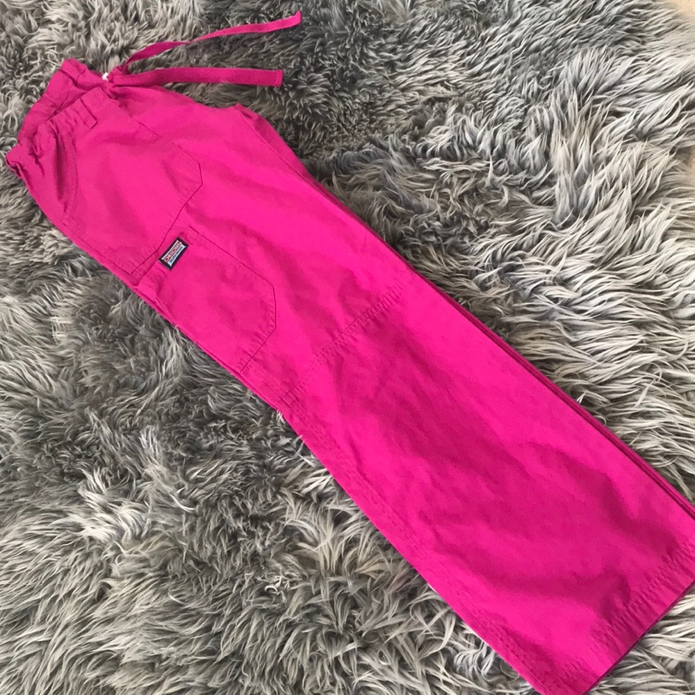 Cherokee Pink XS Scrub Pant - Cargo with 3 pockets
